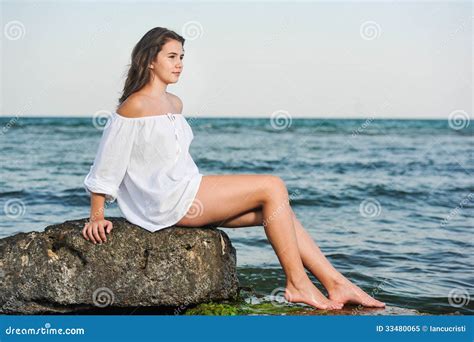 teen in bikini